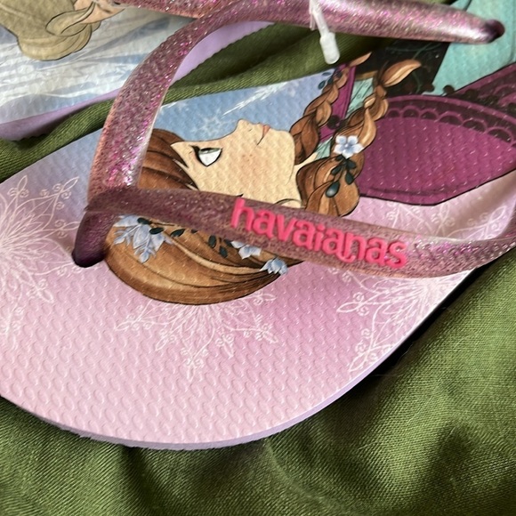 Brand New Havaianas Flip Flops Disney Frozen Anna Elsa Sisters Purple Sandals - Picture 7 of 12